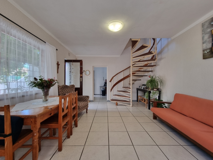 2 Bedroom Property for Sale in Plumstead Western Cape